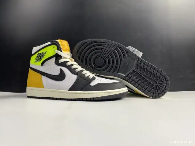 Rep JORDAN 1 OG AIR 555088-118 HIGH RETRO 'VOLT GOLD' 0506